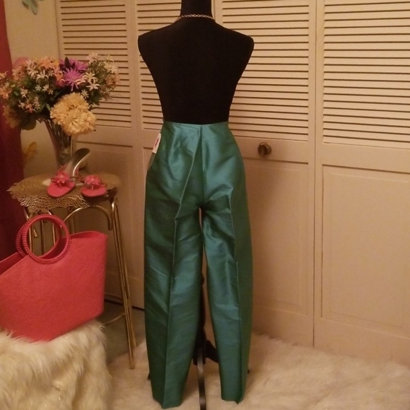 Due Per Due Silk Pant Suit - Picture 5 of 7